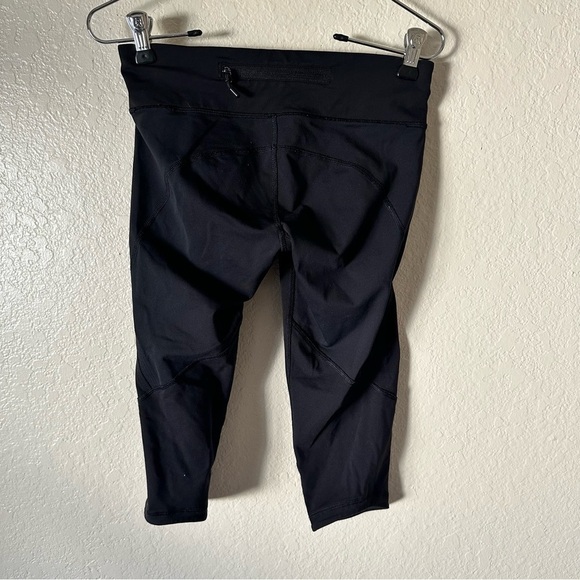 Lululemon Run Pace Crop black leggings size 4 - Picture 12 of 13